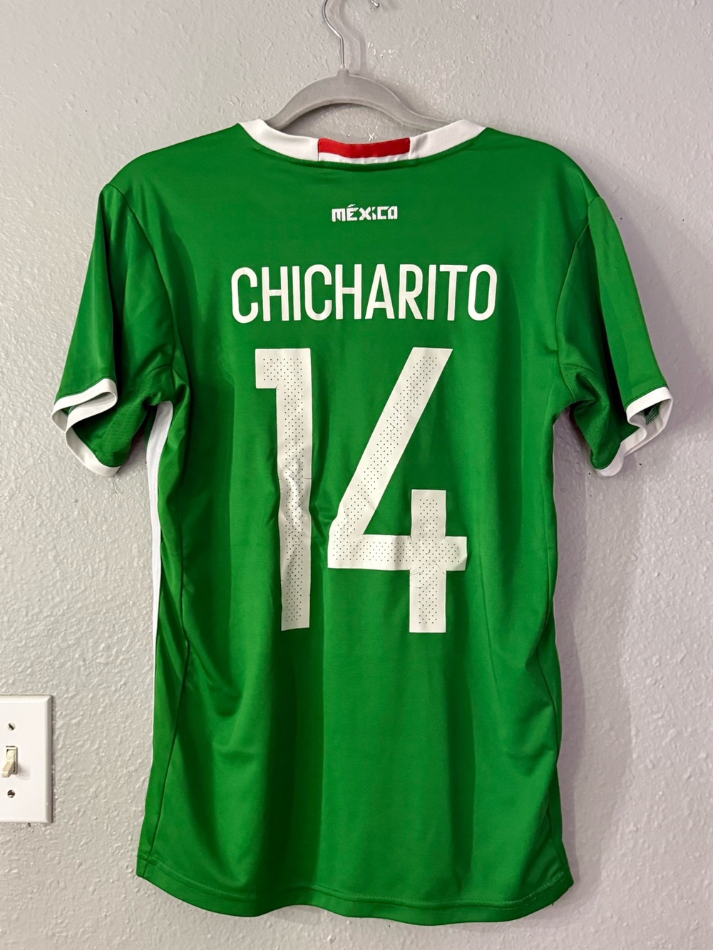 México Soccer Jersey with White Trim - Picture 3 of 3